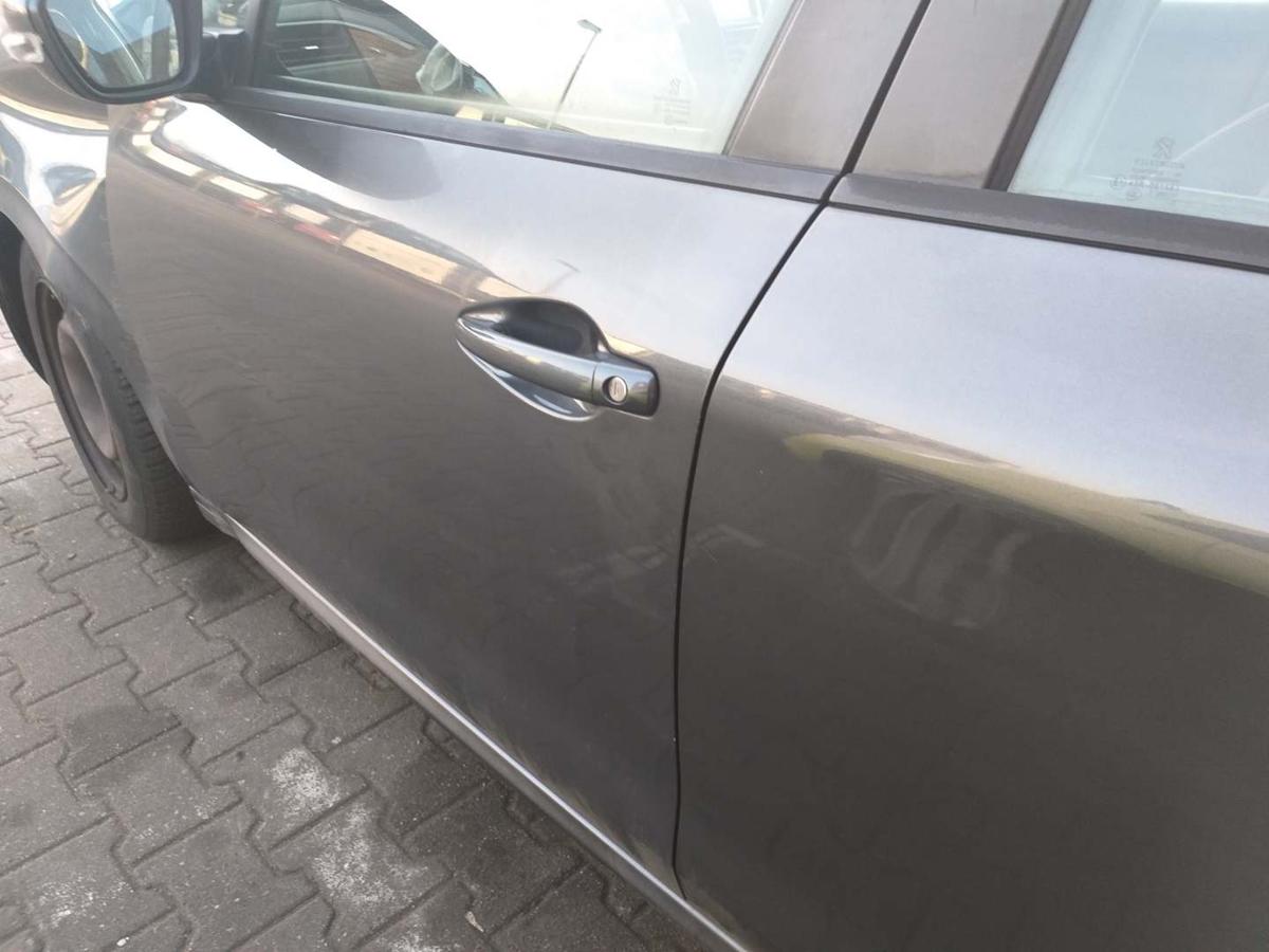 Peugeot 208 original T&uuml;r vorn links KTP Grau Shark 5-T&uuml;rer Rohbau Bj.2015